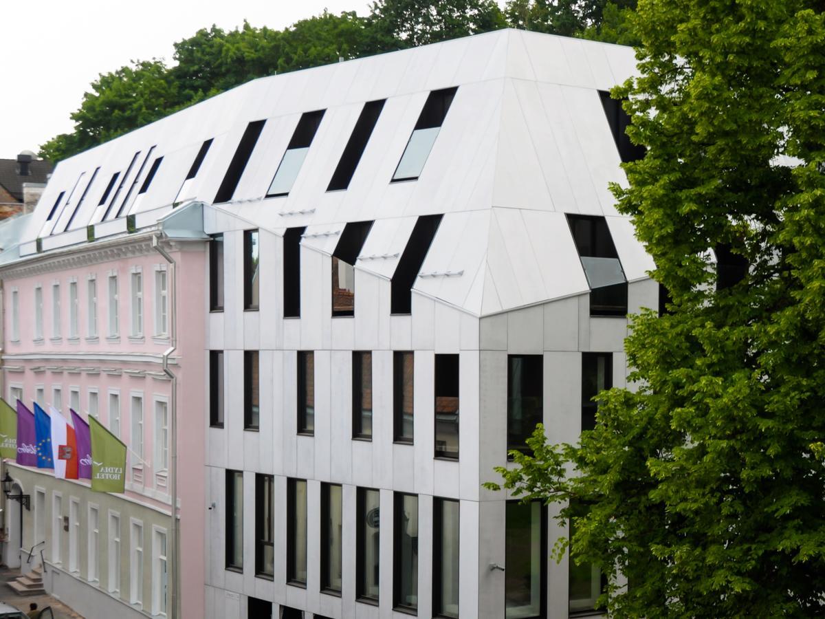 Lydia Hotel Tartu Bagian luar foto
