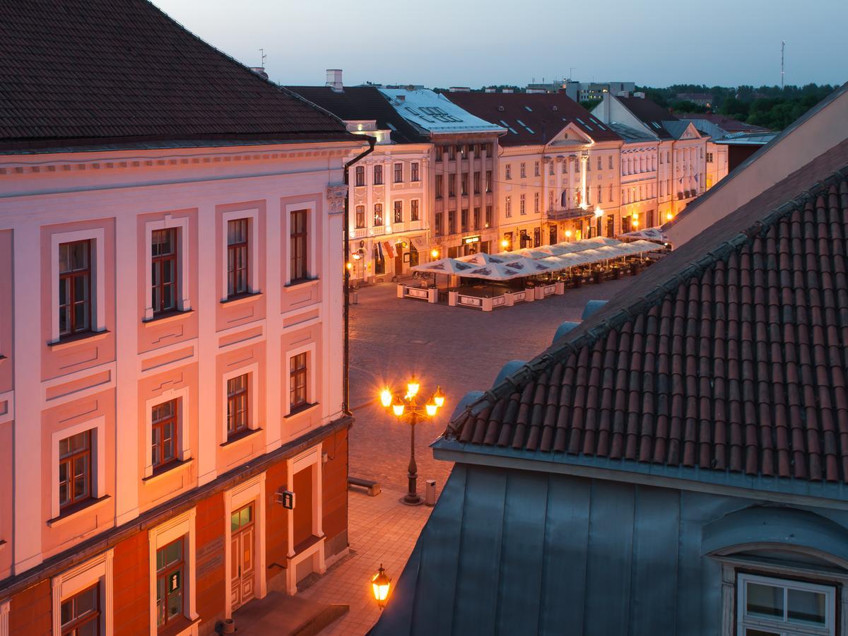 Lydia Hotel Tartu Bagian luar foto