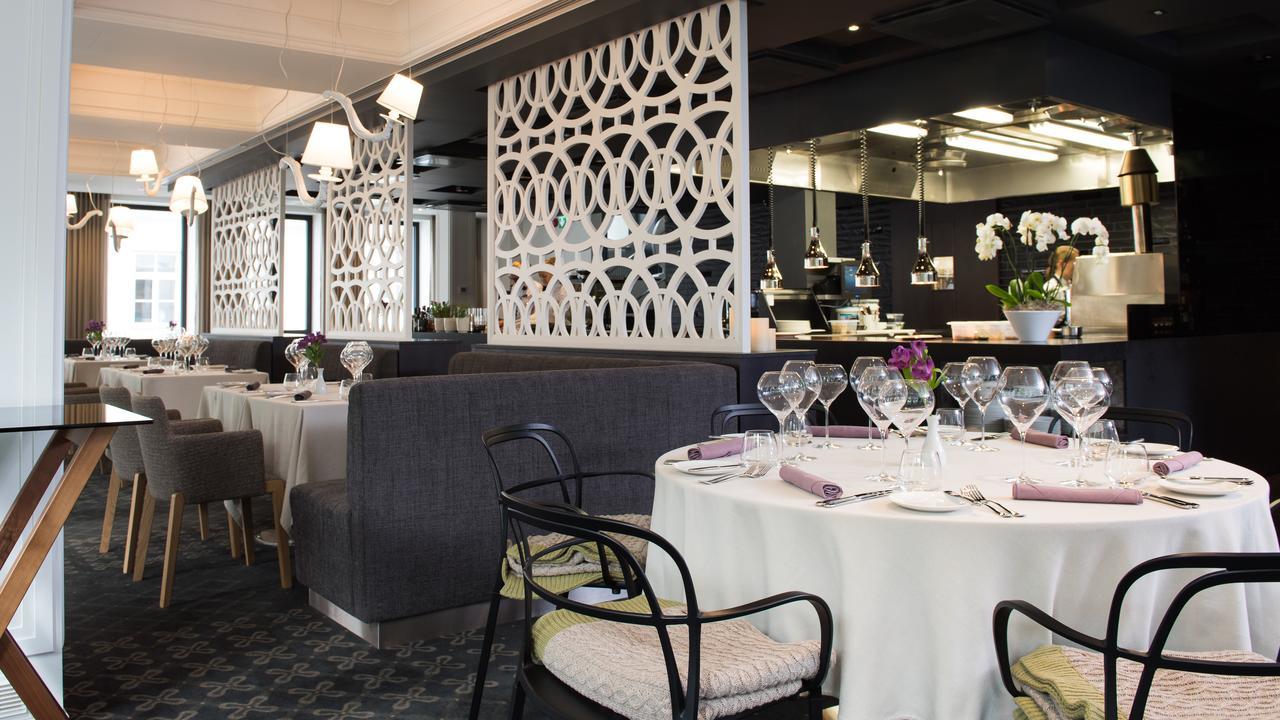Lydia Hotel Tartu Bagian luar foto