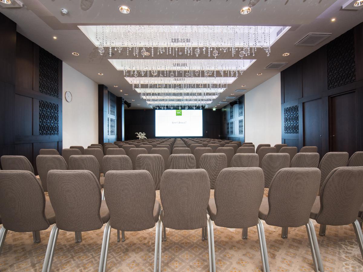 Lydia Hotel Tartu Bagian luar foto